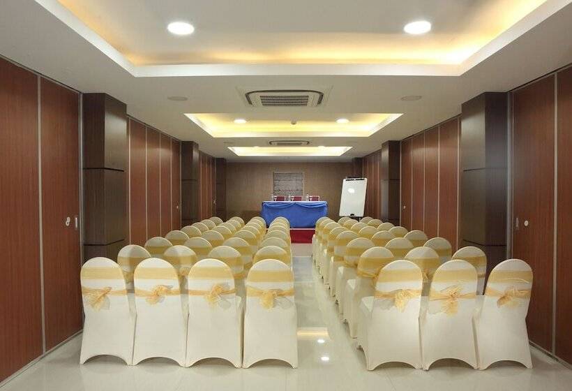 בית מלון כפרי Horison Express Sentani