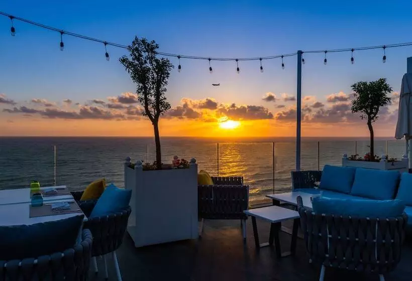 هتل Lancaster Eden Bay