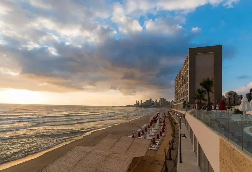 هتل Lancaster Eden Bay