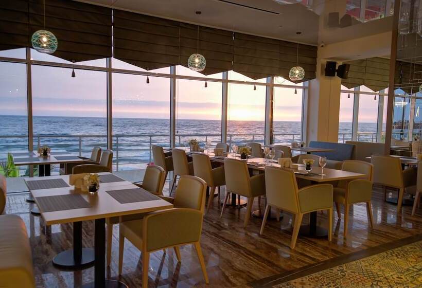 هتل Lancaster Eden Bay