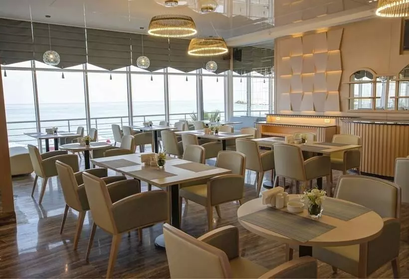 هتل Lancaster Eden Bay