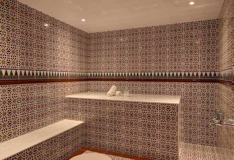 هتل Lancaster Eden Bay