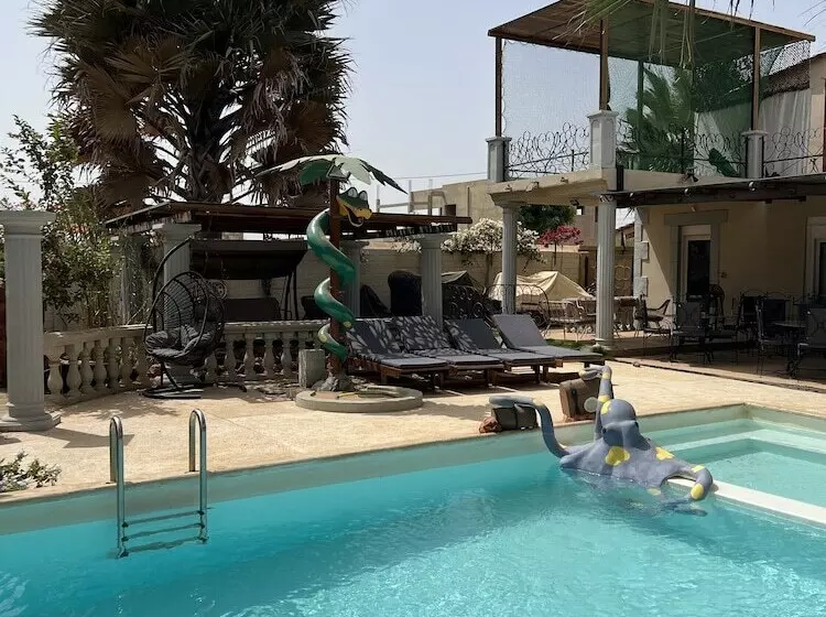 پانسیون Chez Lilie Maison D Hôtes à Saly