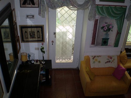 Отель Aga Guest Residence