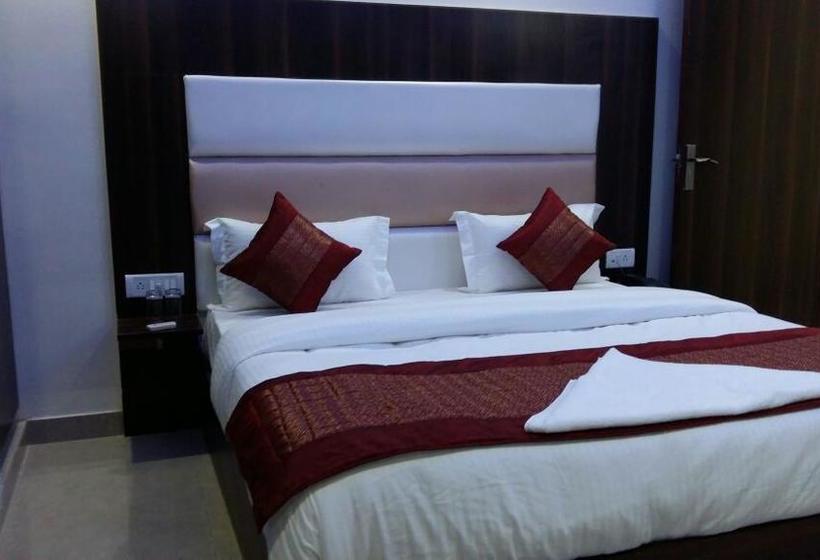 فندق Classic Park