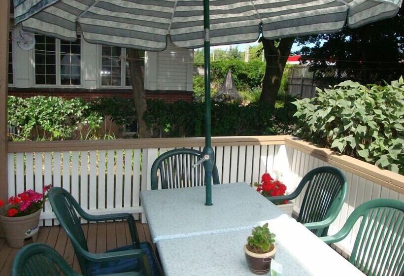 ホテル Downtown Bed And Breakfast