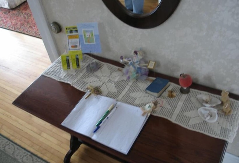 ホテル Downtown Bed And Breakfast