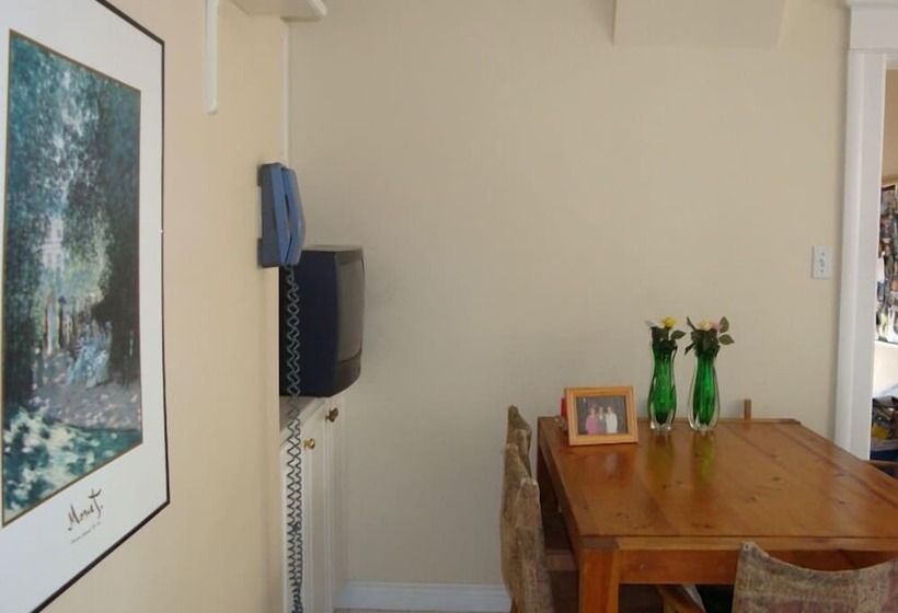 ホテル Downtown Bed And Breakfast