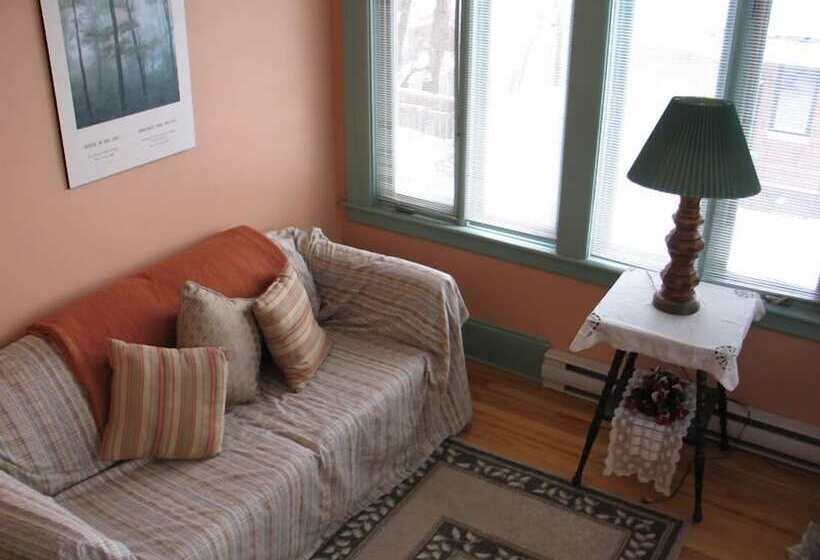 ホテル Downtown Bed And Breakfast