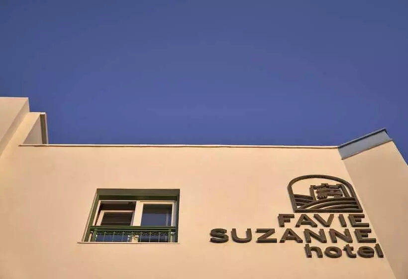 هتل Favie Suzanne
