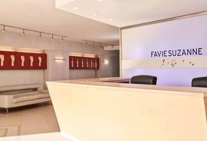 هتل Favie Suzanne