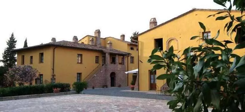 هتل Tenuta Il Casale Di San Miniato
