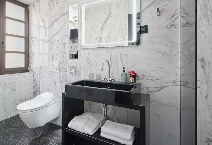 هتل King Kresimir Heritage