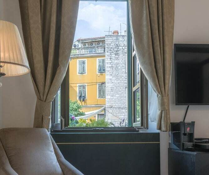 ホテル King Kresimir Heritage