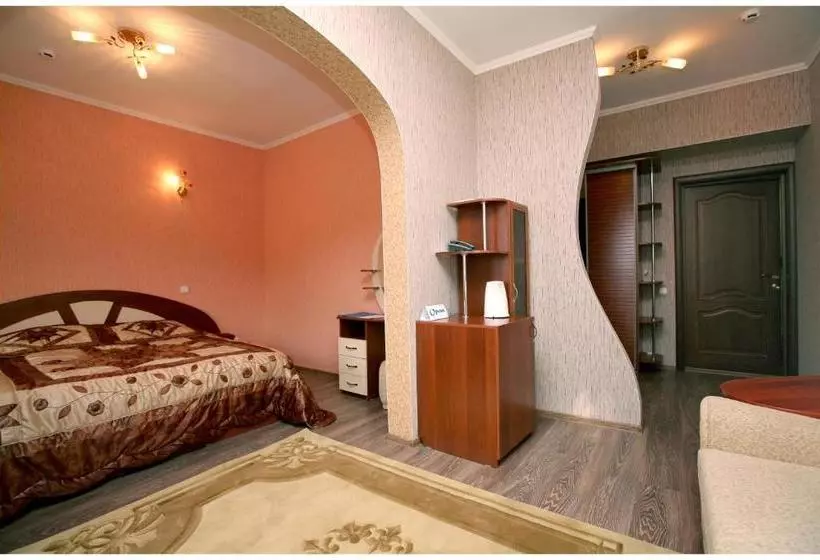 Hotelli Komplex Orion