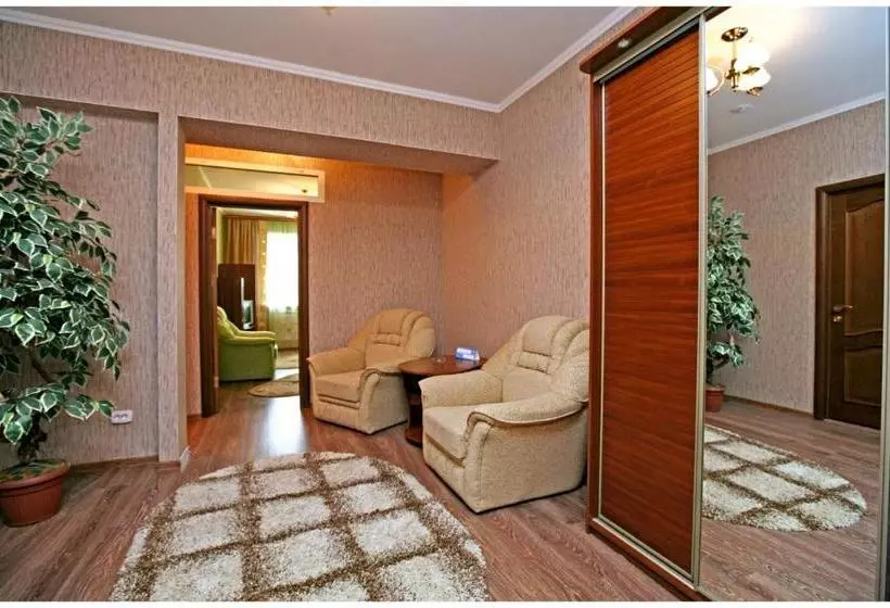 Hotelli Komplex Orion