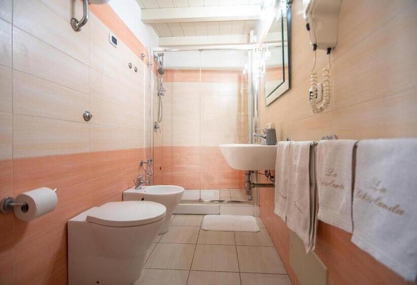 בית מלון כפרי La Ghirlanda B&b