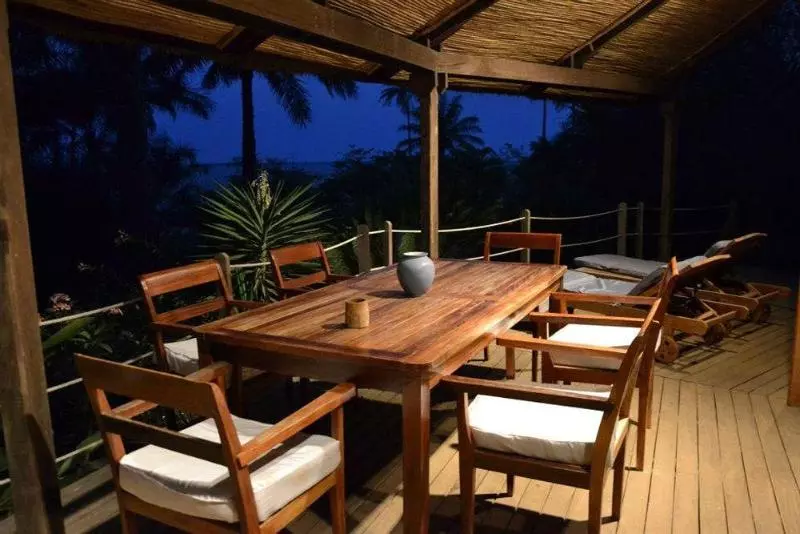 هتل Lodge Ponta Anchaca