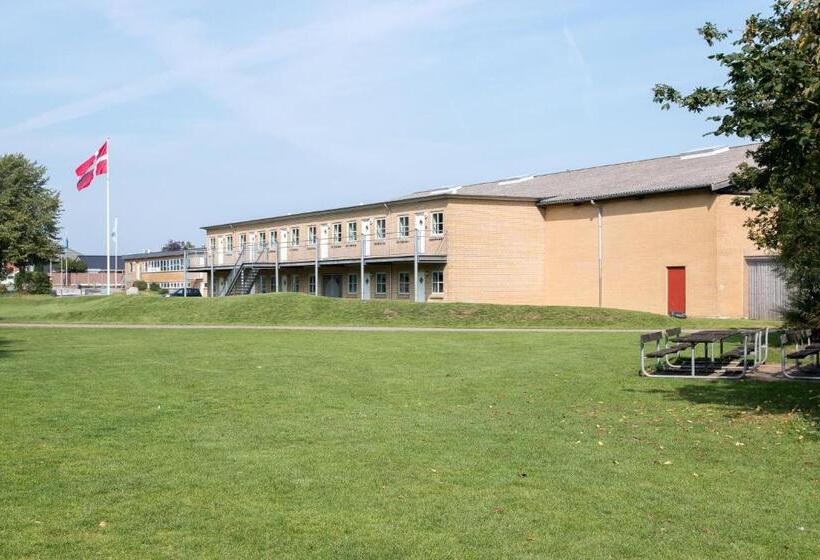 ホテル Pulzion Sports