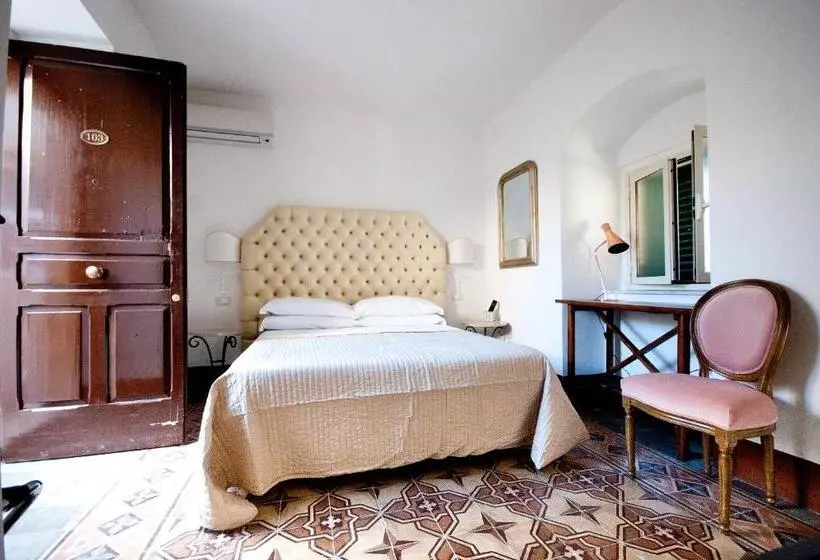 هتل Sveva Rooms