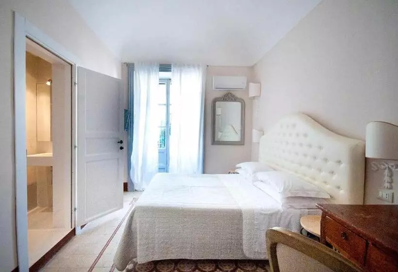 هتل Sveva Rooms