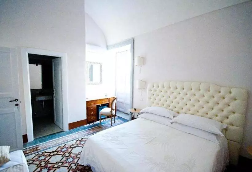 هتل Sveva Rooms