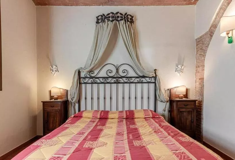 هتل Tenuta Il Casale Di San Miniato