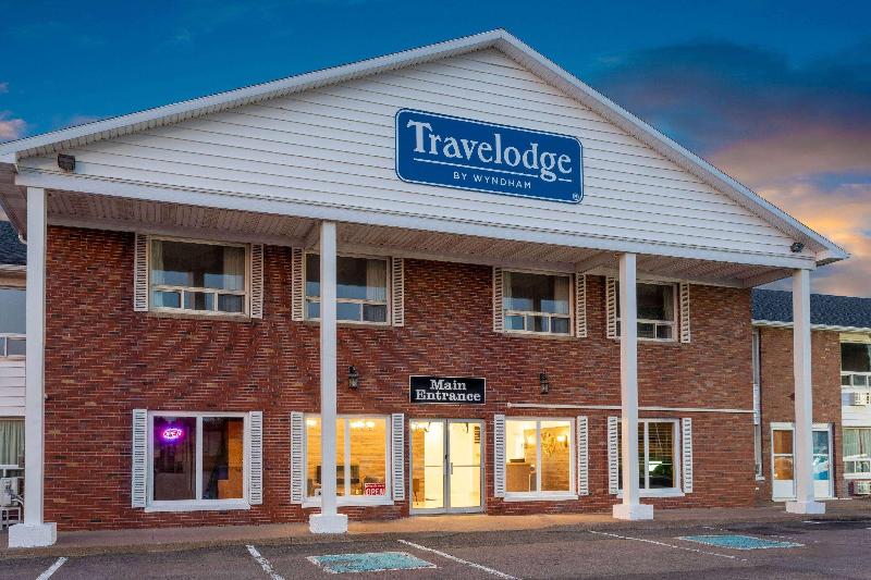 ホテル Travelodge By Wyndham Amherst