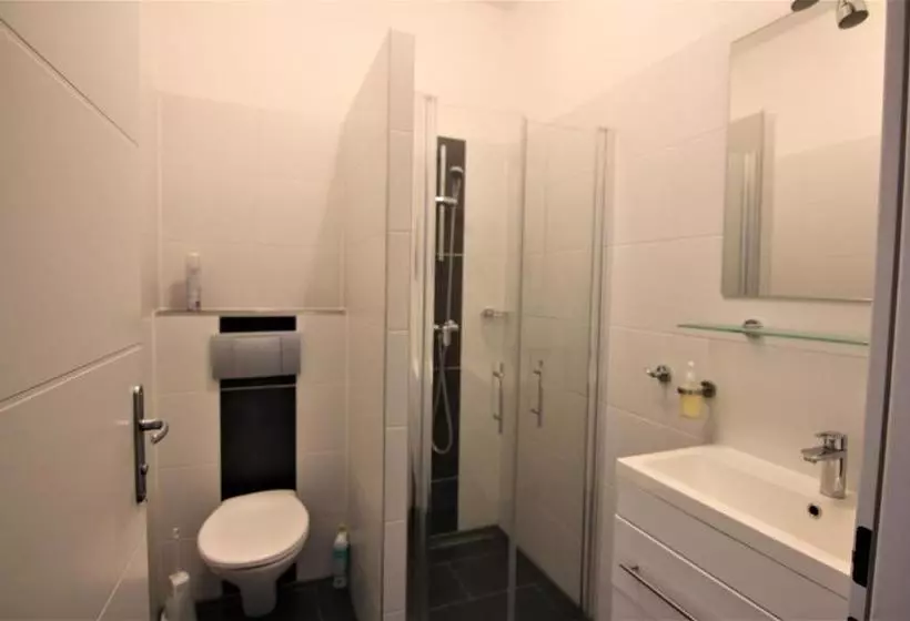 هتل Vienna Cityapartments Schnirchgasse