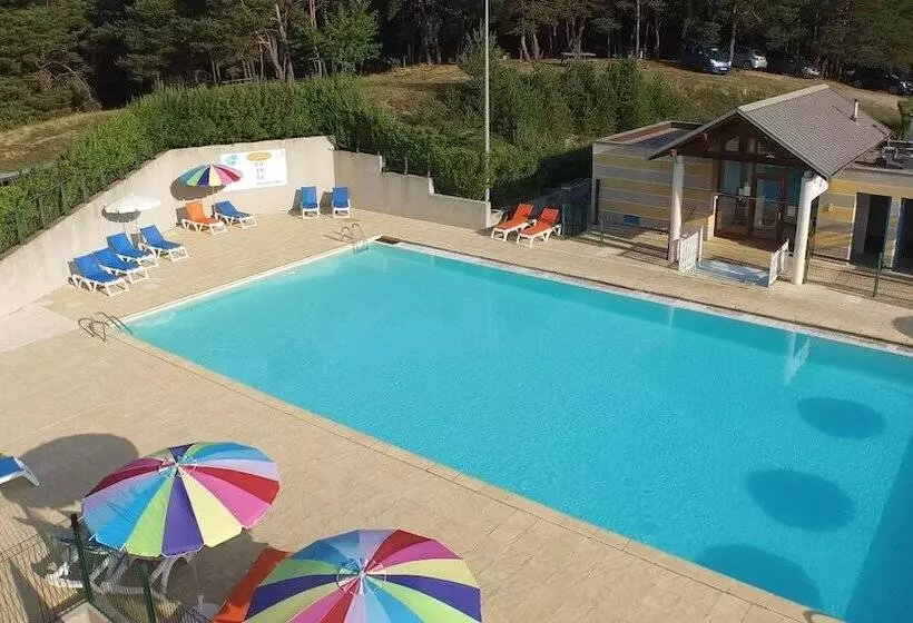 هتل Vvf Lac De Serre Ponçon