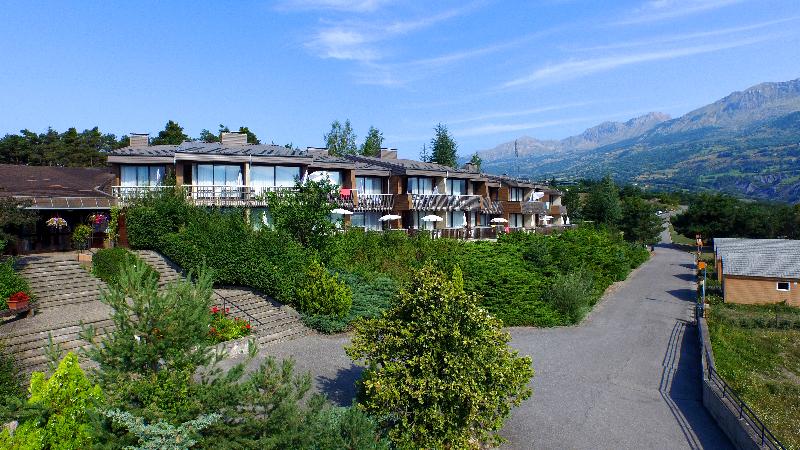 Отель Vvf Lac De Serre Ponçon