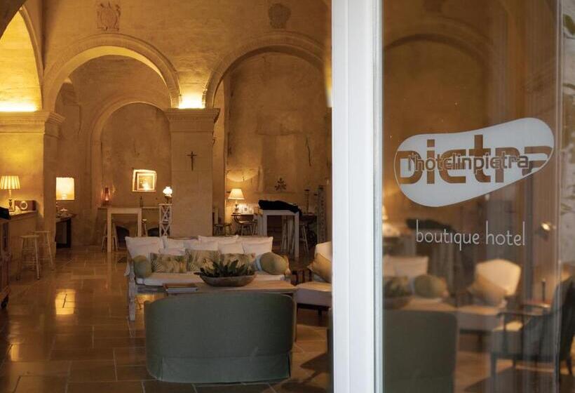 L Hotel In Pietra