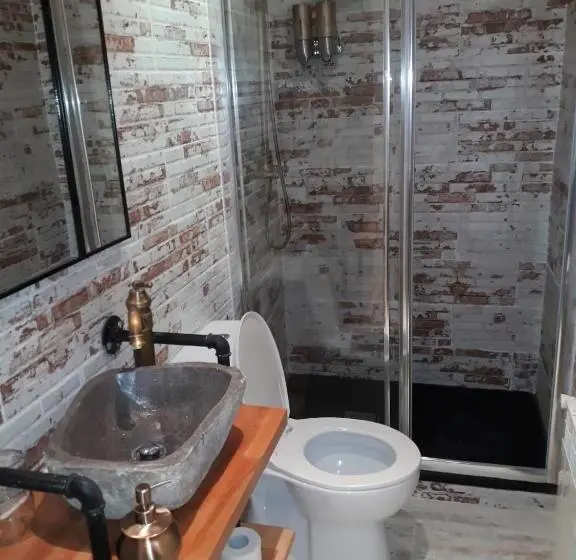 Hostal Hispalense