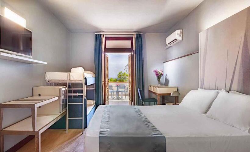 בית מלון כפרי Baia Imperiale