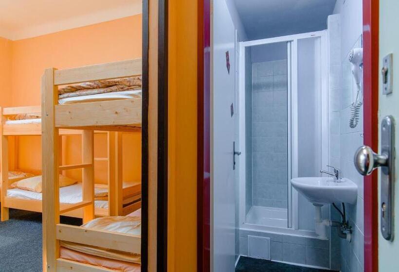 هتل Best Spot Hostel