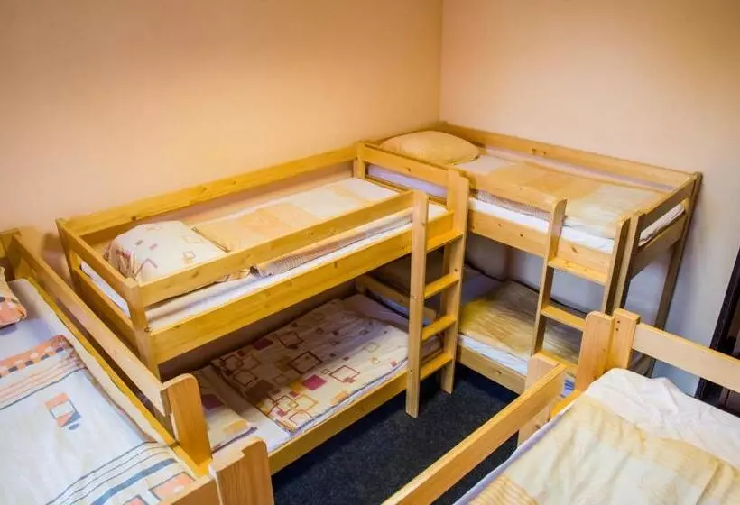 Hotelli Best Spot Hostel
