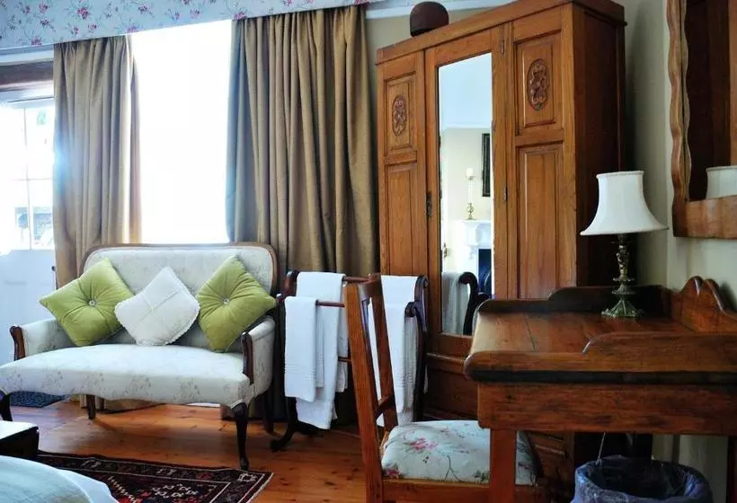 هتل Braeside Guest House  Adults Only