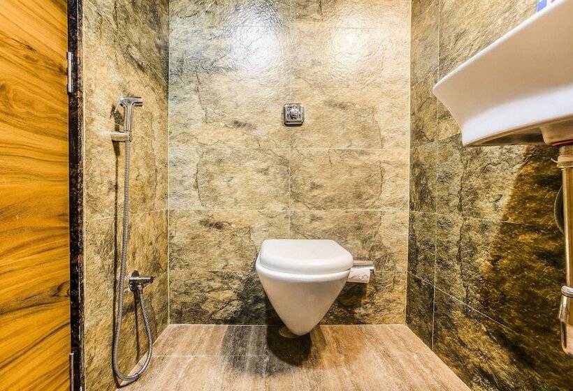 Fabhotel Amour Nr Mumbai International Airport