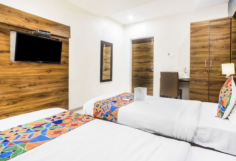 Fabhotel Amour Nr Mumbai International Airport