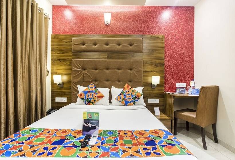 Fabhotel Amour Nr Mumbai International Airport