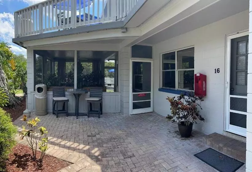 Hotelli Hontoon Landing Resort & Marina