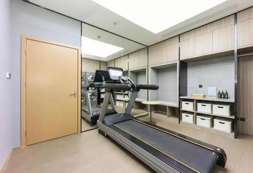 Ji Hotel Shanghai South Yanggao Road Metro Station