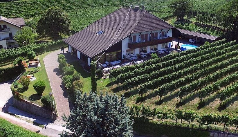 هتل Landhaus Weingut