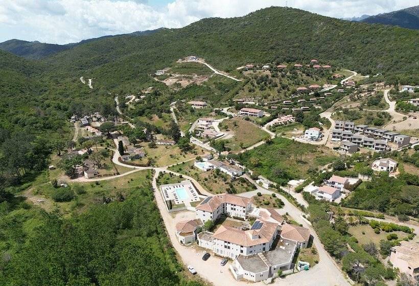 هتل Les Pavillons Du Golfe