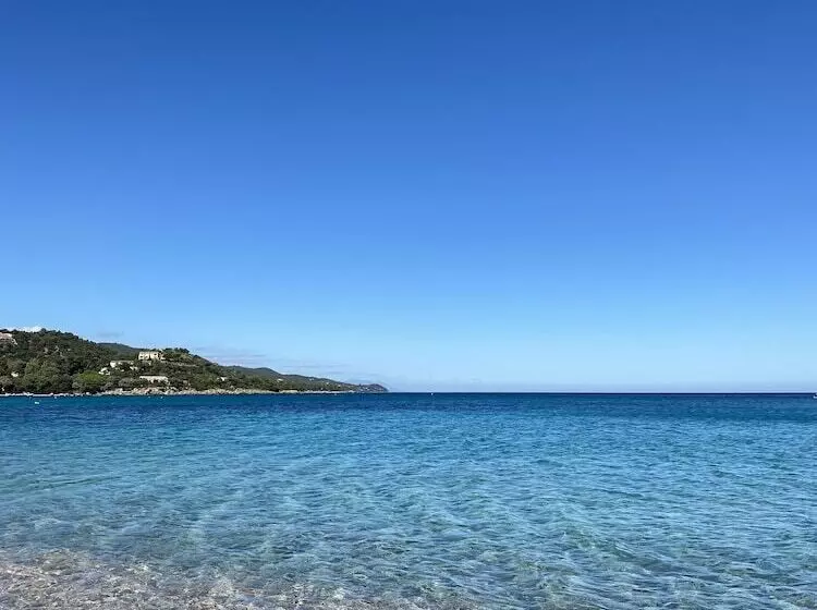 Hotelli Les Pavillons Du Golfe