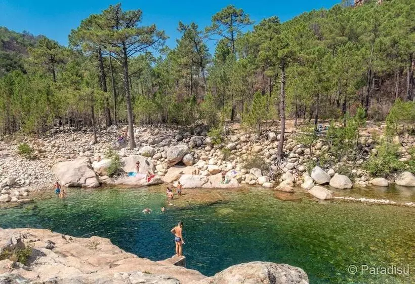 Hotelli Les Pavillons Du Golfe