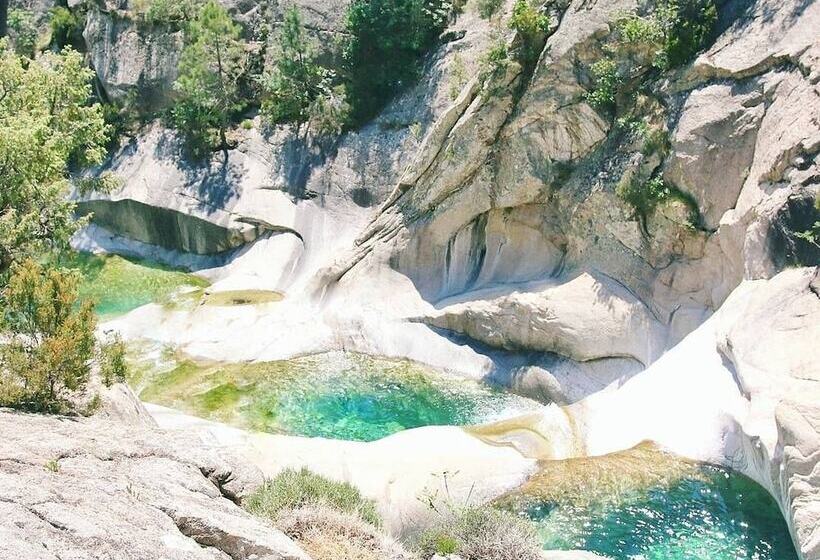 هتل Les Pavillons Du Golfe