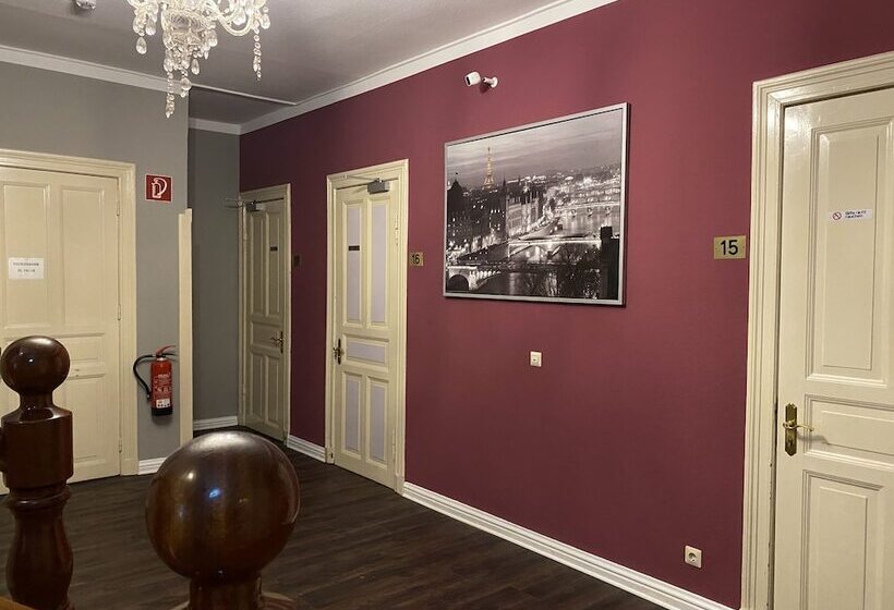 酒店 Quickborner Hof