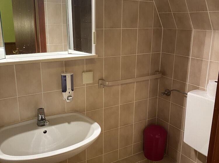 酒店 Quickborner Hof