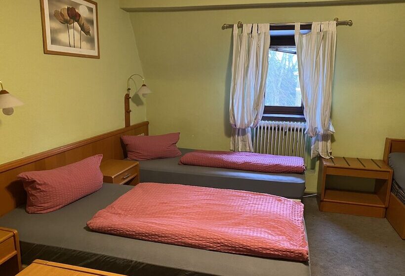 酒店 Quickborner Hof